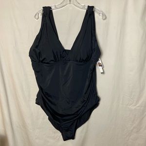 SWIMSUIT One Piece BLACK 3X Low Cut NWT Swimware NEW Plus 24 26 Time and Tru